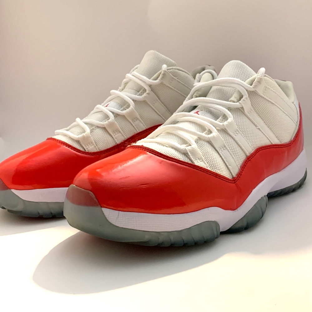 Jordan 11 low cherry